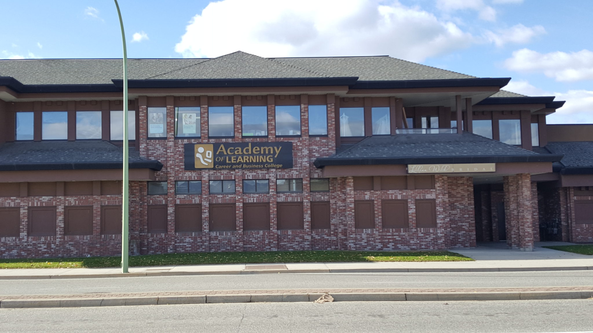 LEASED! 2041740 Gordon Drive • NAI Commercial Okanagan